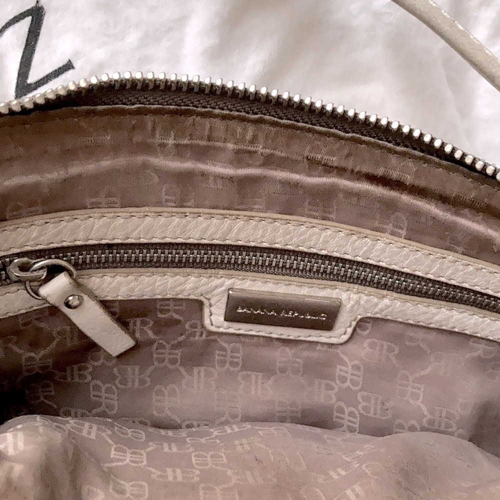 GUC!Banana Republic Pebbled Leather handbag. Great used condition! W/dust bag! - Picture 13 of 16